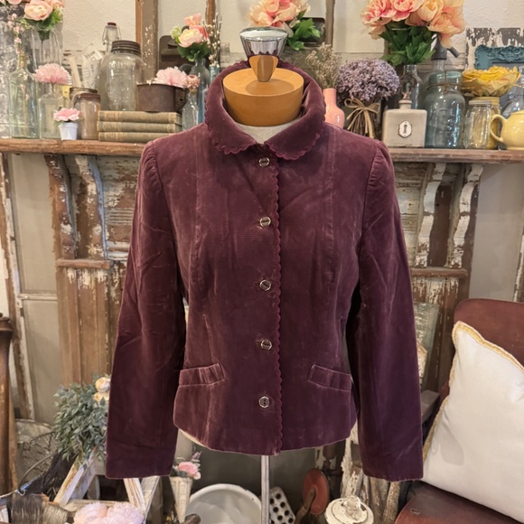 VINTAGE HARRODS BLAZER | TAILORED | VELVET | SCALLOP DETAIL | PETER PAN COLLAR - Picture 4 of 11